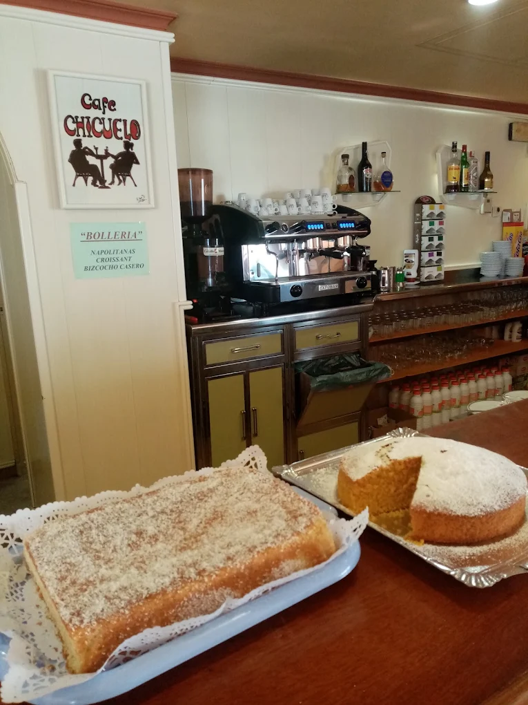 Interior de Cafetería Chicuelo